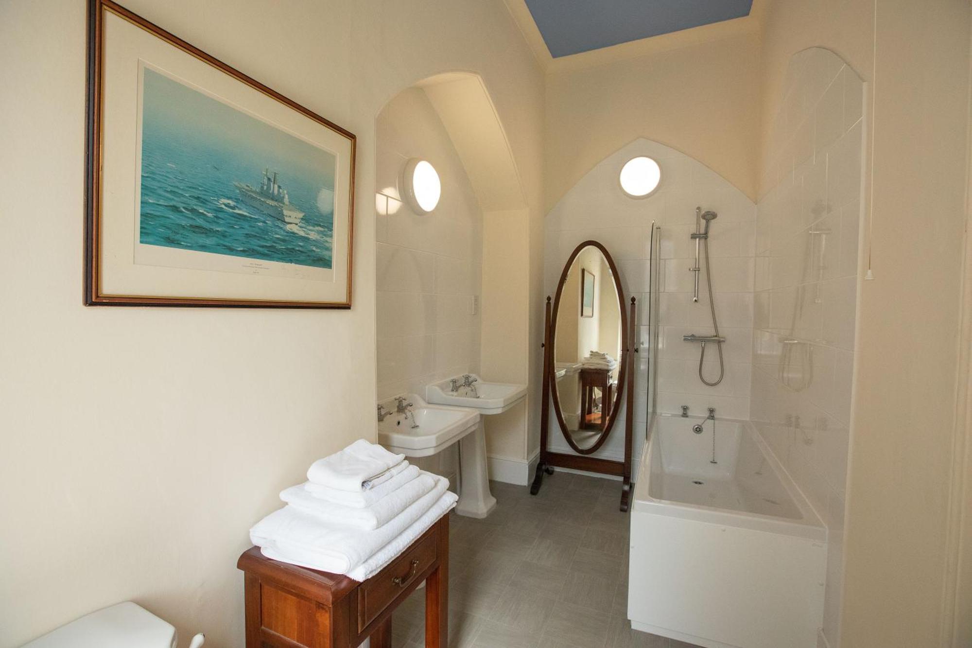 Grafton Manor Hotel บรอมส์โกรฟ ภายนอก รูปภาพ