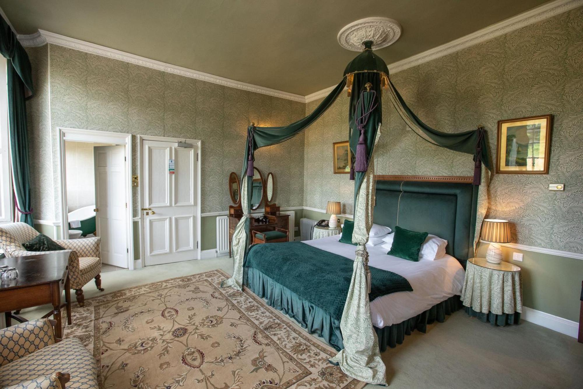 Grafton Manor Hotel บรอมส์โกรฟ ภายนอก รูปภาพ